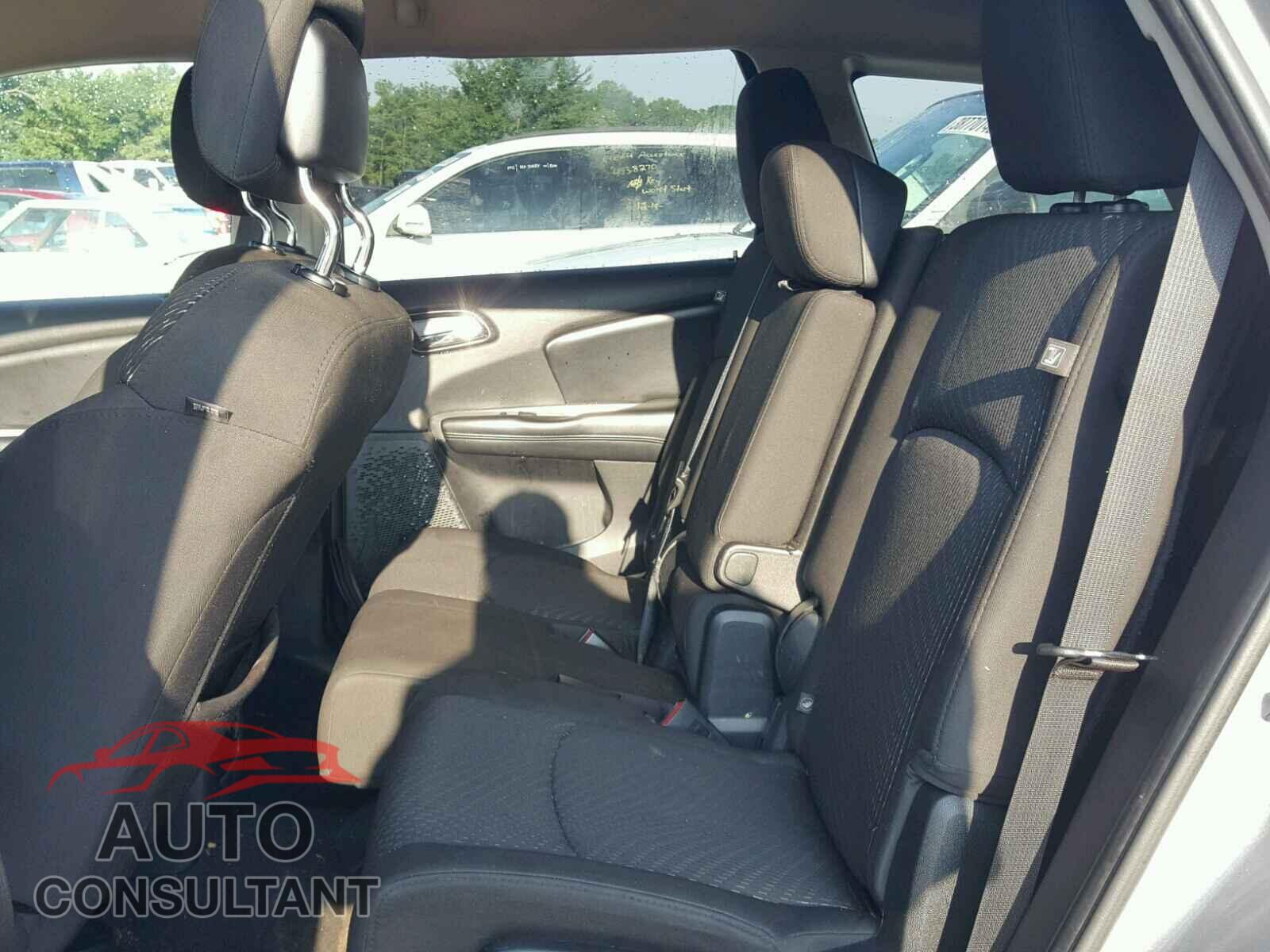 DODGE JOURNEY 2015 - 3C4PDCBG7FT604784