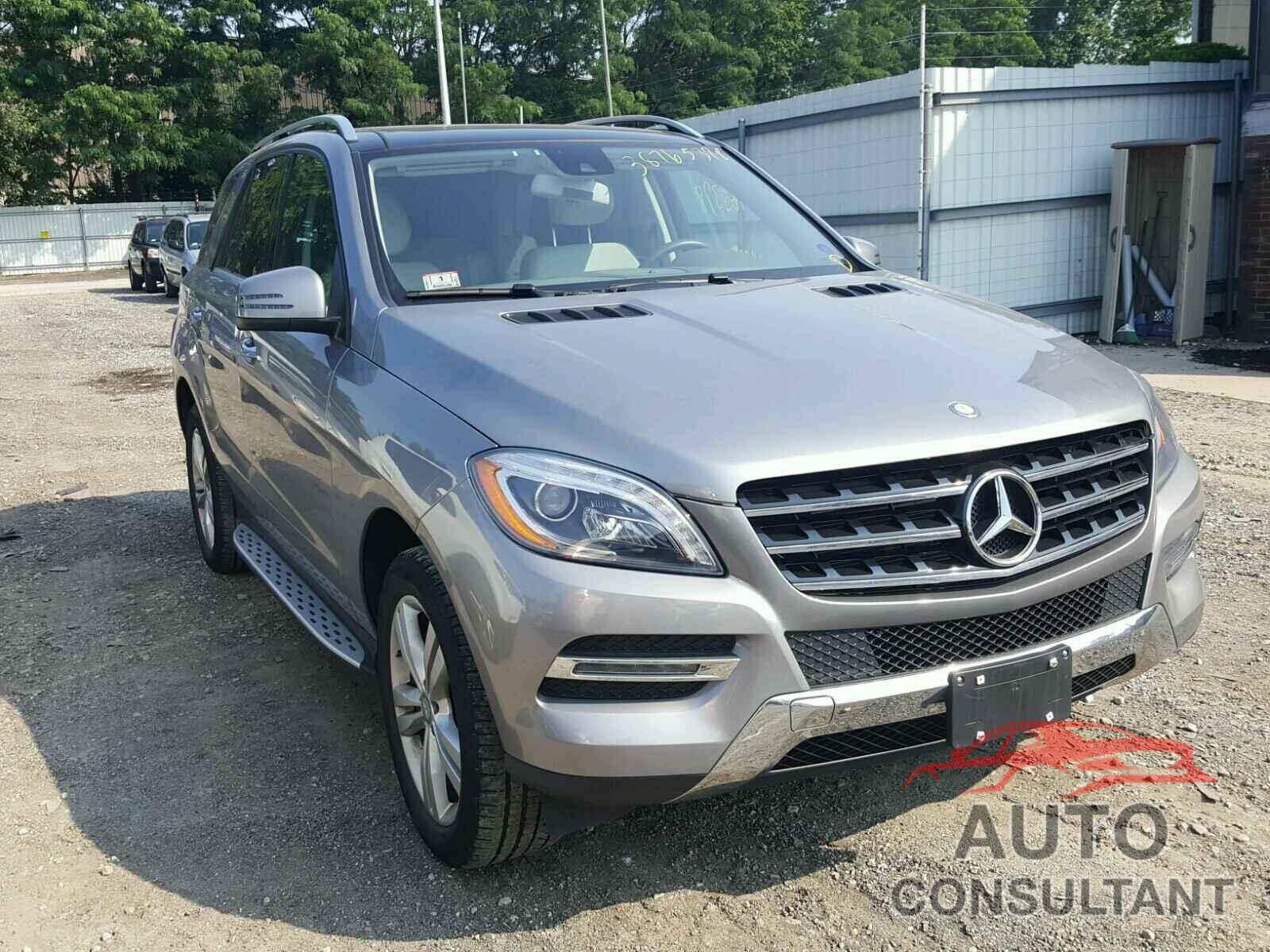 MERCEDES-BENZ ML 350 4MATIC 2015 - 4JGDA5HBXFA614019