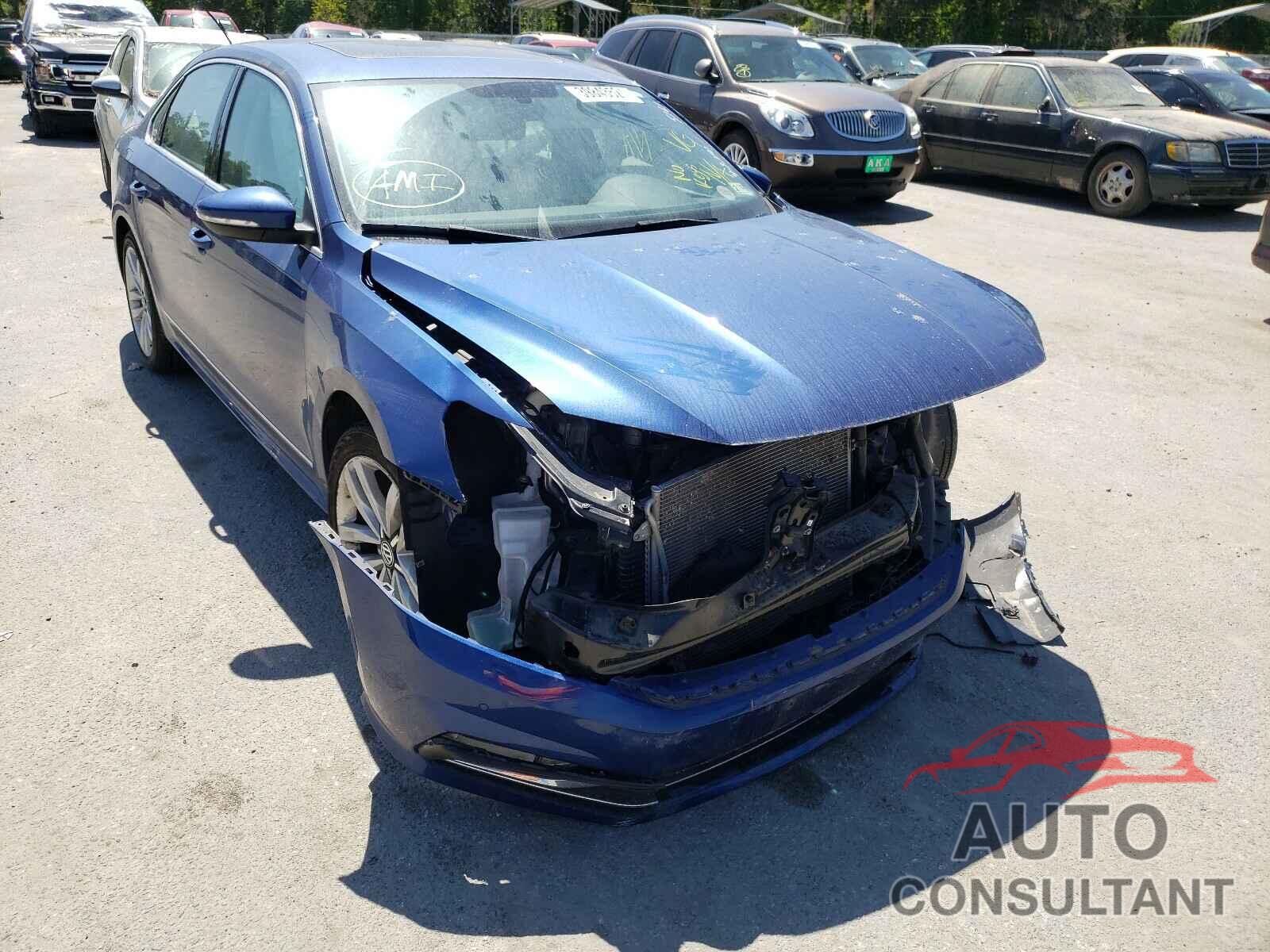 VOLKSWAGEN PASSAT 2017 - 1VWGT7A36HC025161