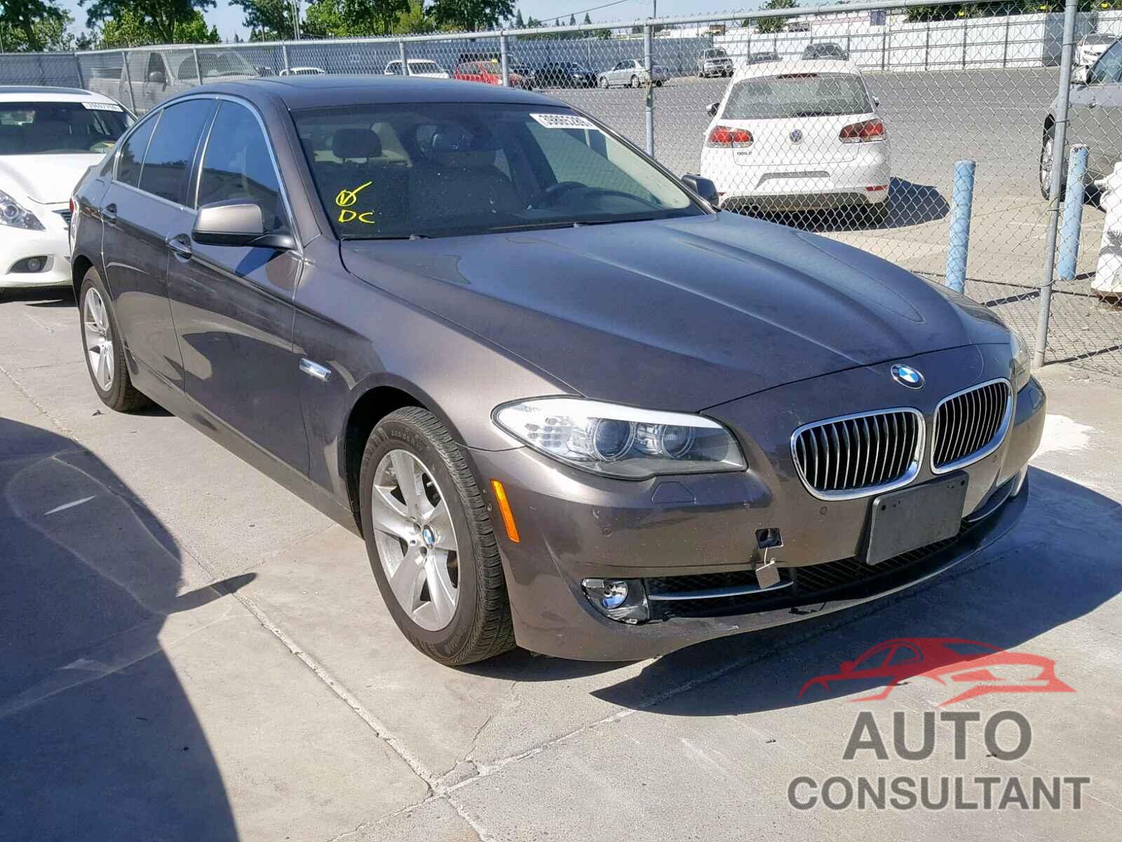 BMW 5 SERIES 2013 - WBAXG5C54DDY37022