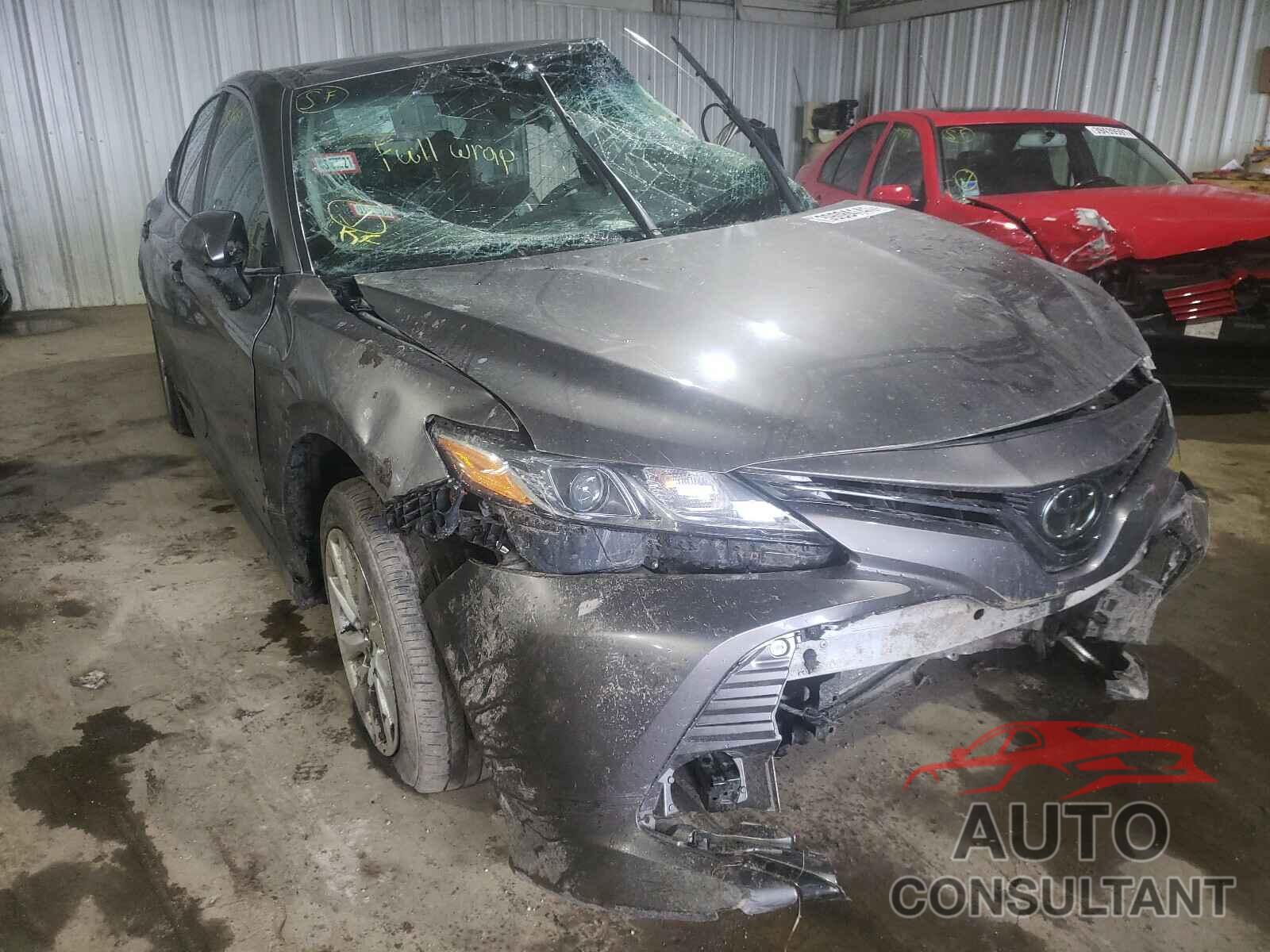 TOYOTA CAMRY 2018 - 4T1B11HKXJU015063