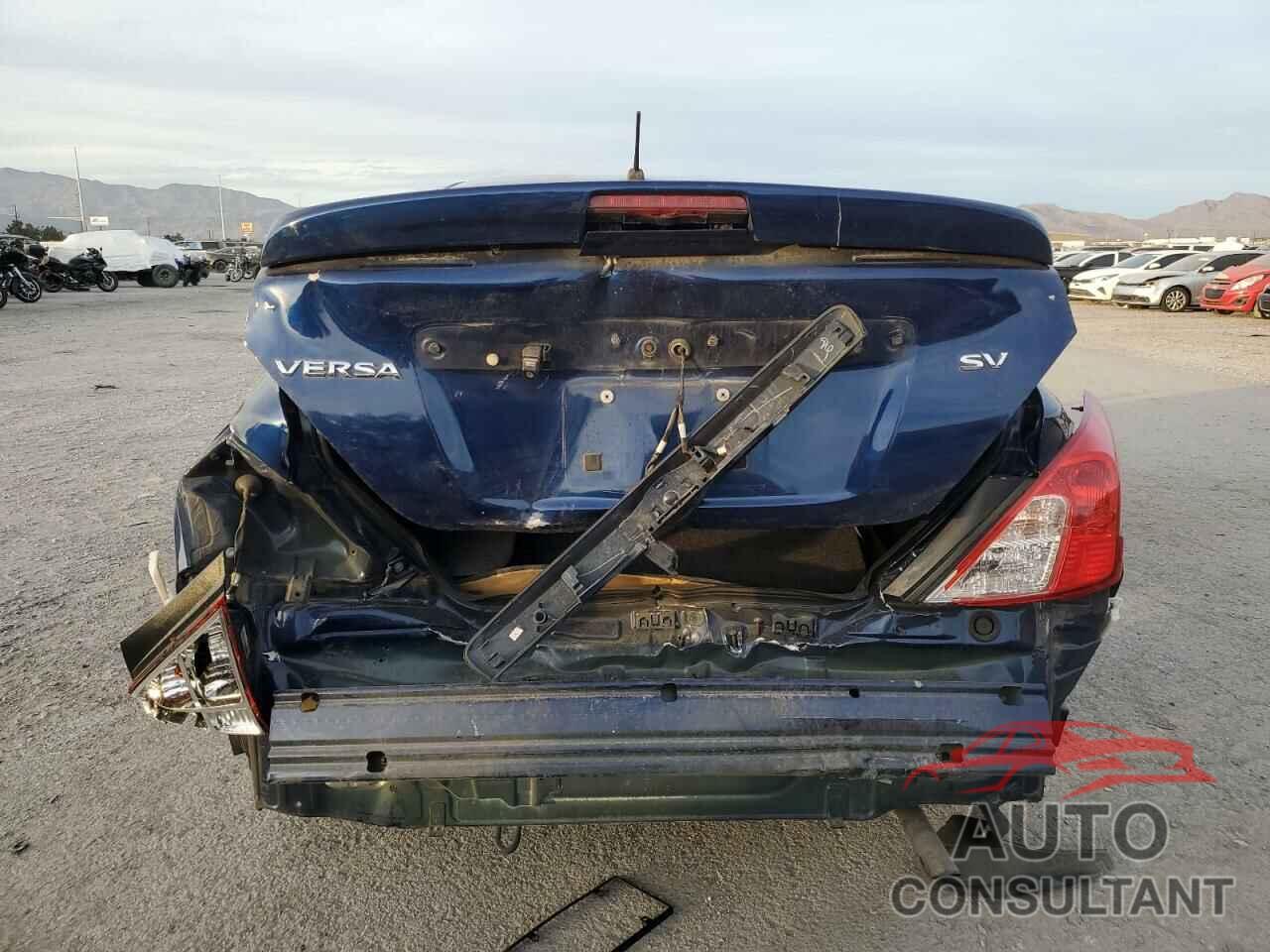 NISSAN VERSA 2019 - 3N1CN7AP3KL881076