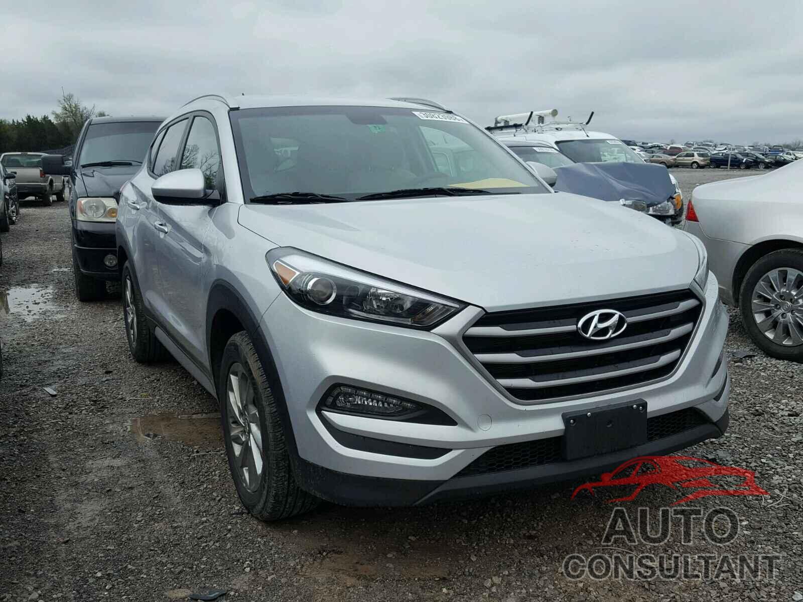 HYUNDAI TUCSON 2017 - KM8J3CA49HU481395