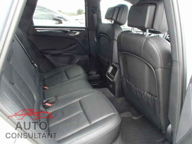 PORSCHE MACAN 2015 - WP1AB2A58FLB66471