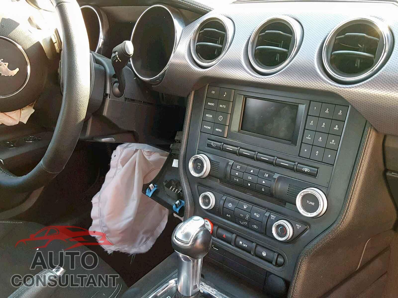 FORD MUSTANG 2015 - 4T1K31AK1NU573748