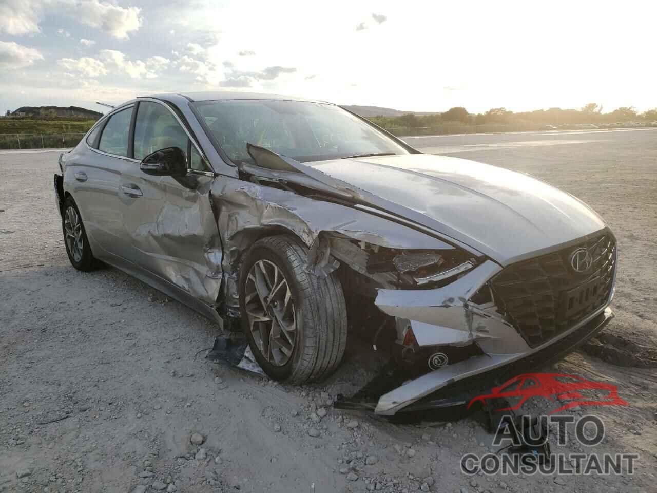 HYUNDAI SONATA 2021 - KMHL64JA4MA164812