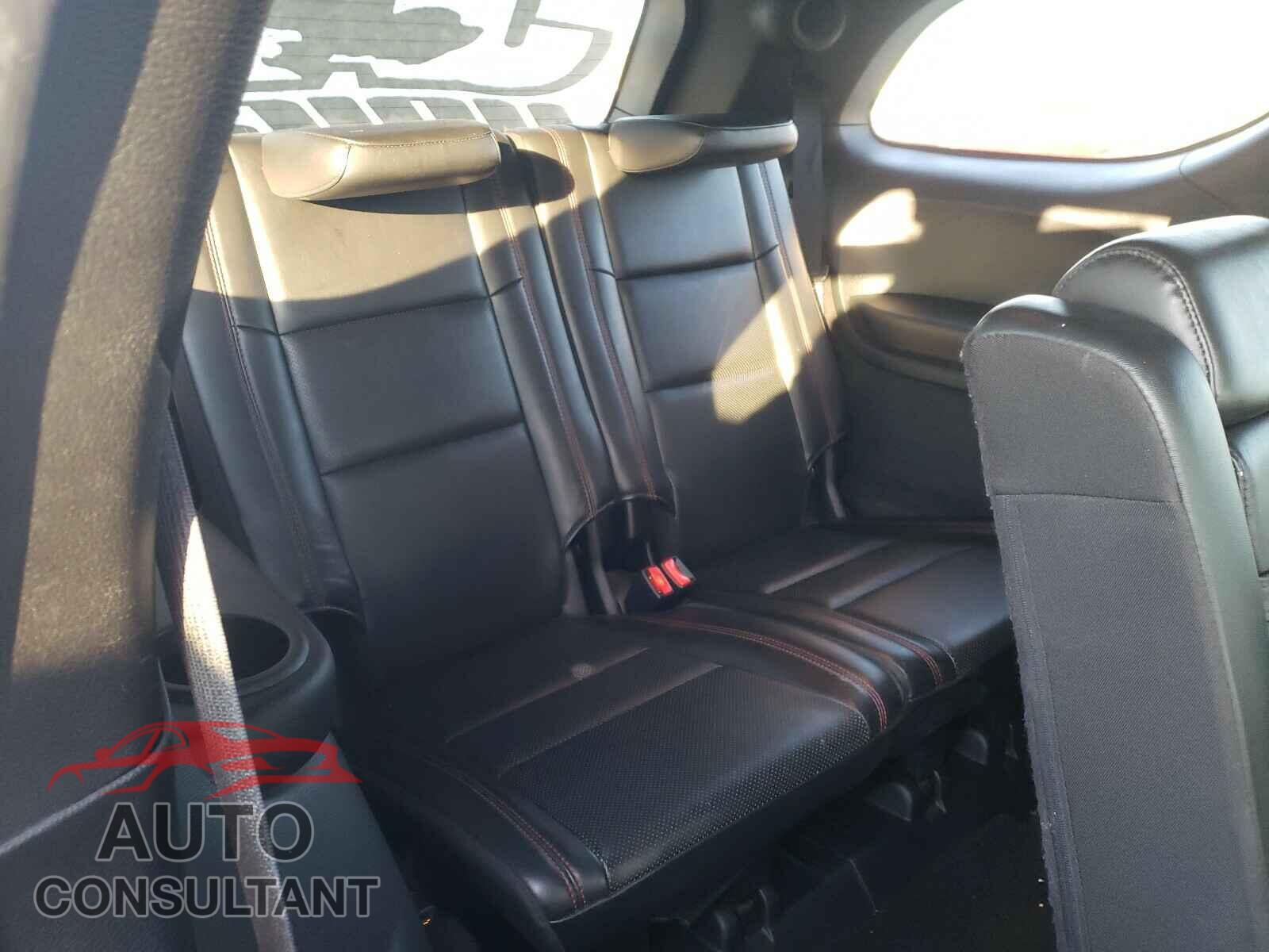 DODGE DURANGO 2018 - 1C4SDJCT7JC383881
