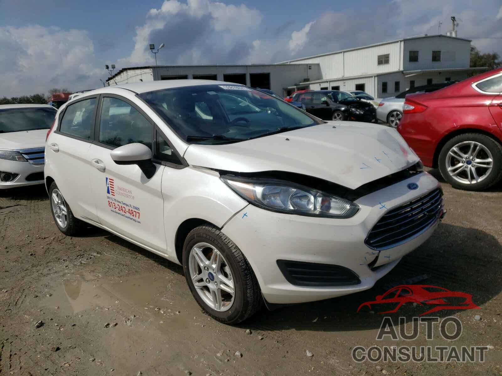 FORD FIESTA 2018 - 3FADP4EJ8JM138525
