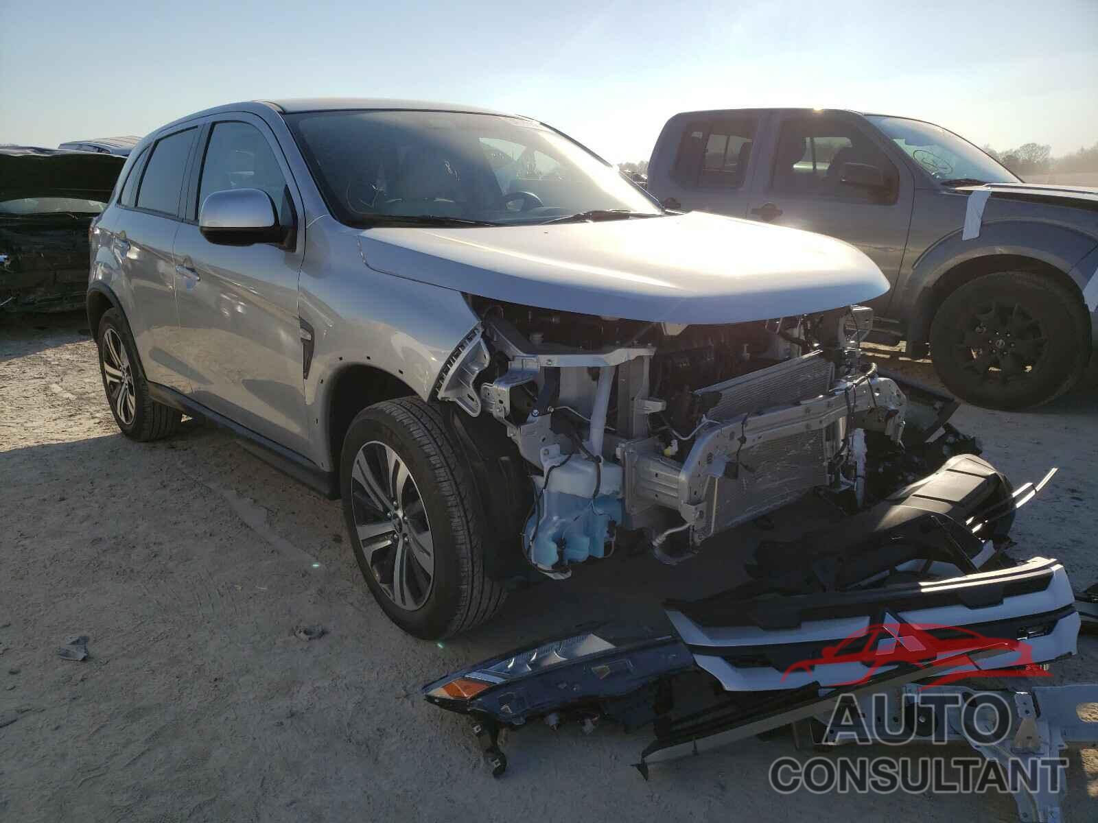 MITSUBISHI OUTLANDER 2021 - JA4APUAU8MU002032