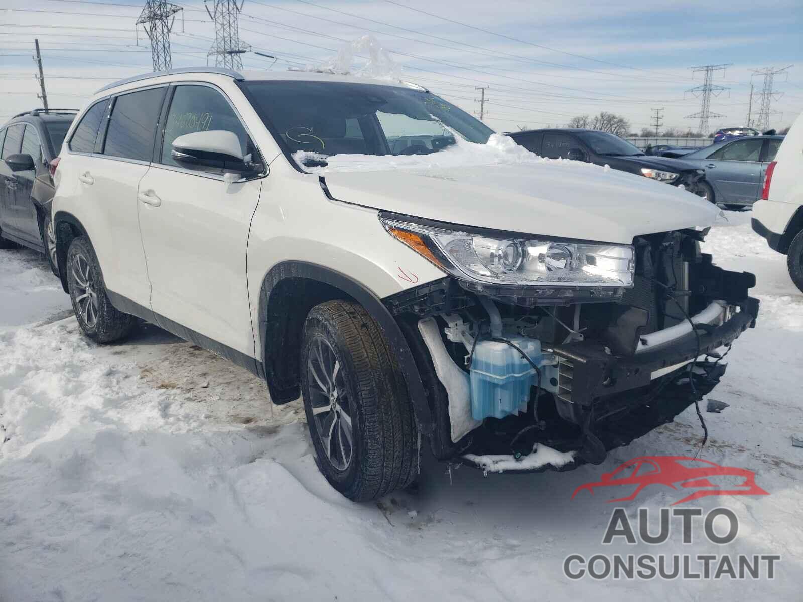 TOYOTA HIGHLANDER 2019 - 5TDJZRFH5KS576808