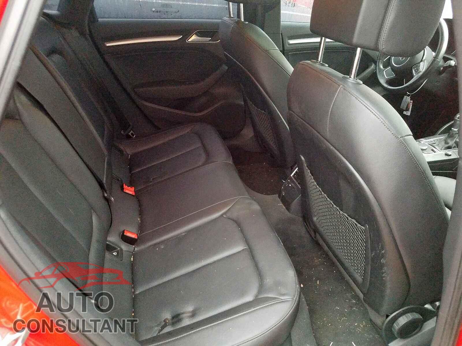 AUDI A3 2016 - WAUA7GFF2G1056186