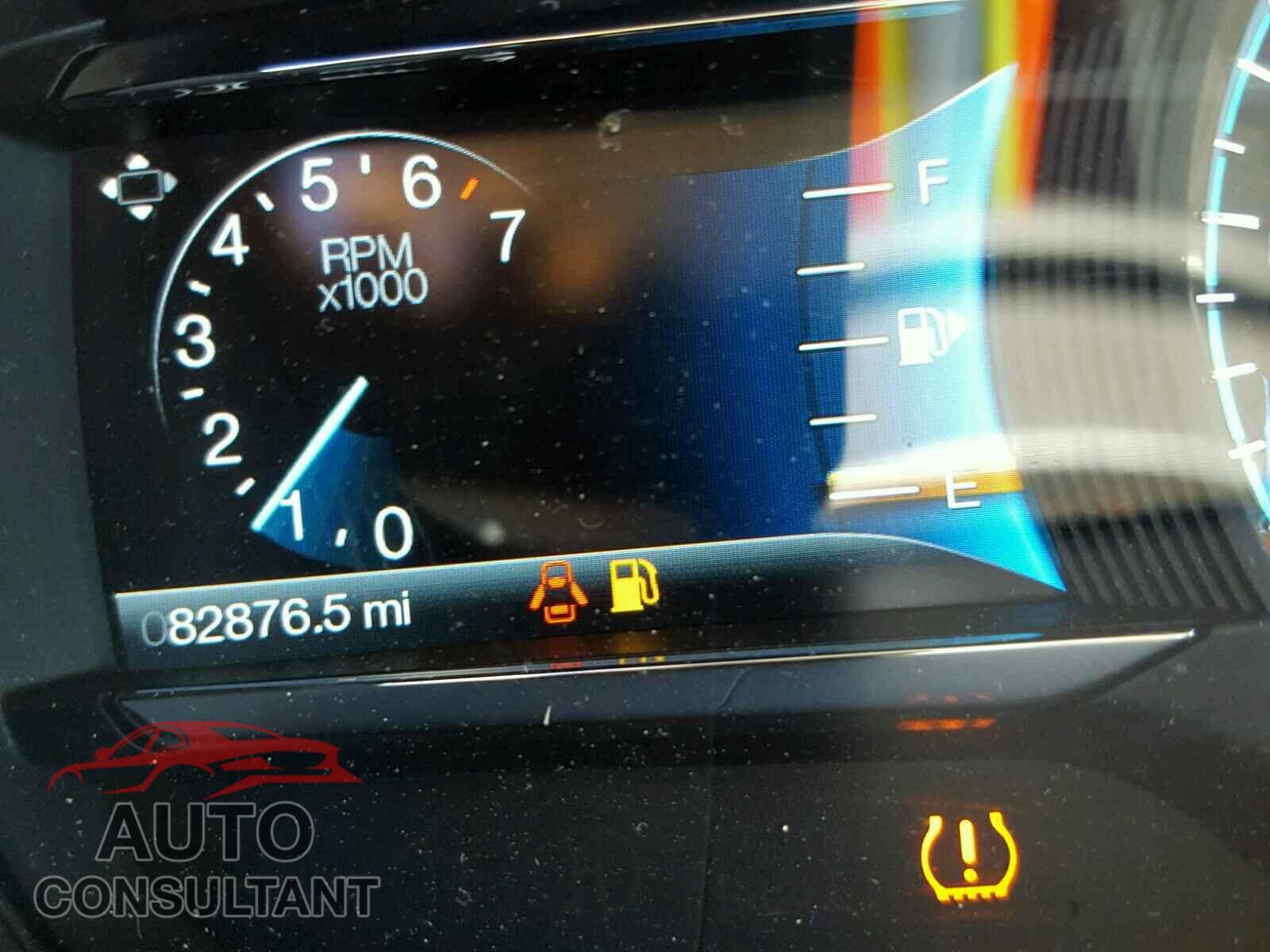 FORD TAURUS 2015 - 1FAHP2E83FG128876
