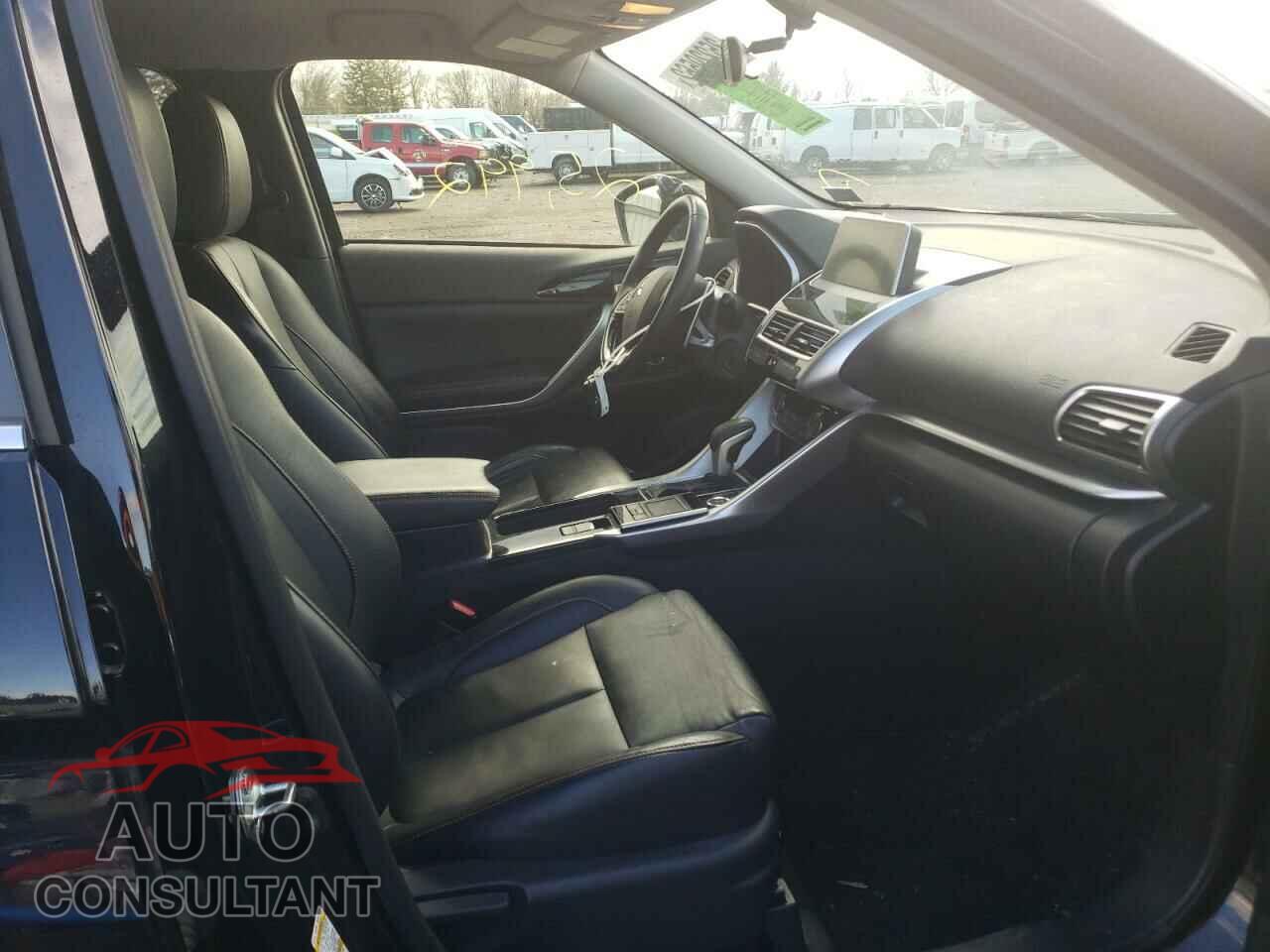 MITSUBISHI ECLIPSE 2018 - JA4AT5AA8JZ040656