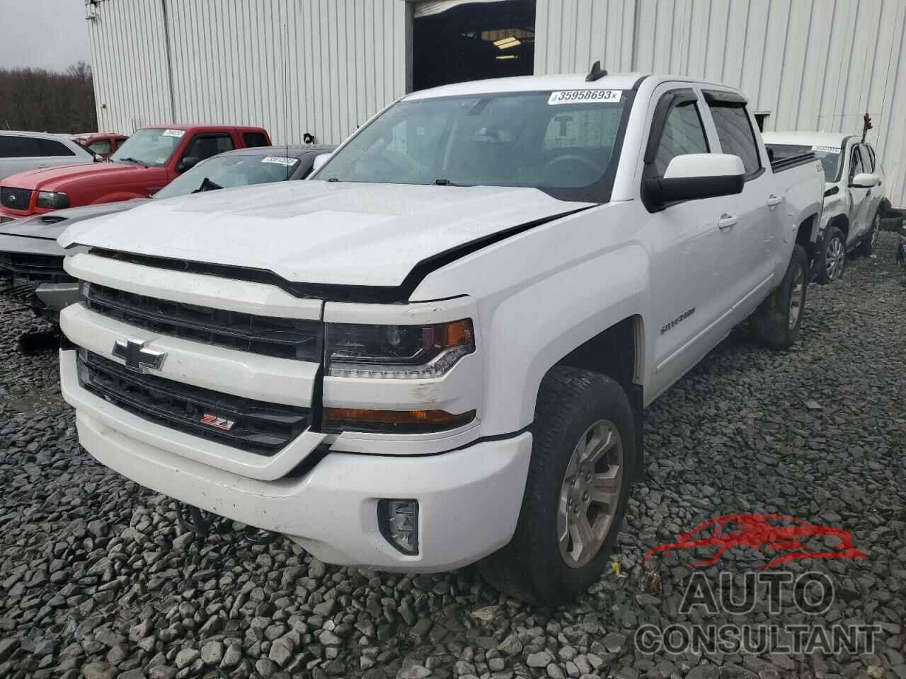 CHEVROLET SILVERADO 2018 - 3GCUKREC4JG118617