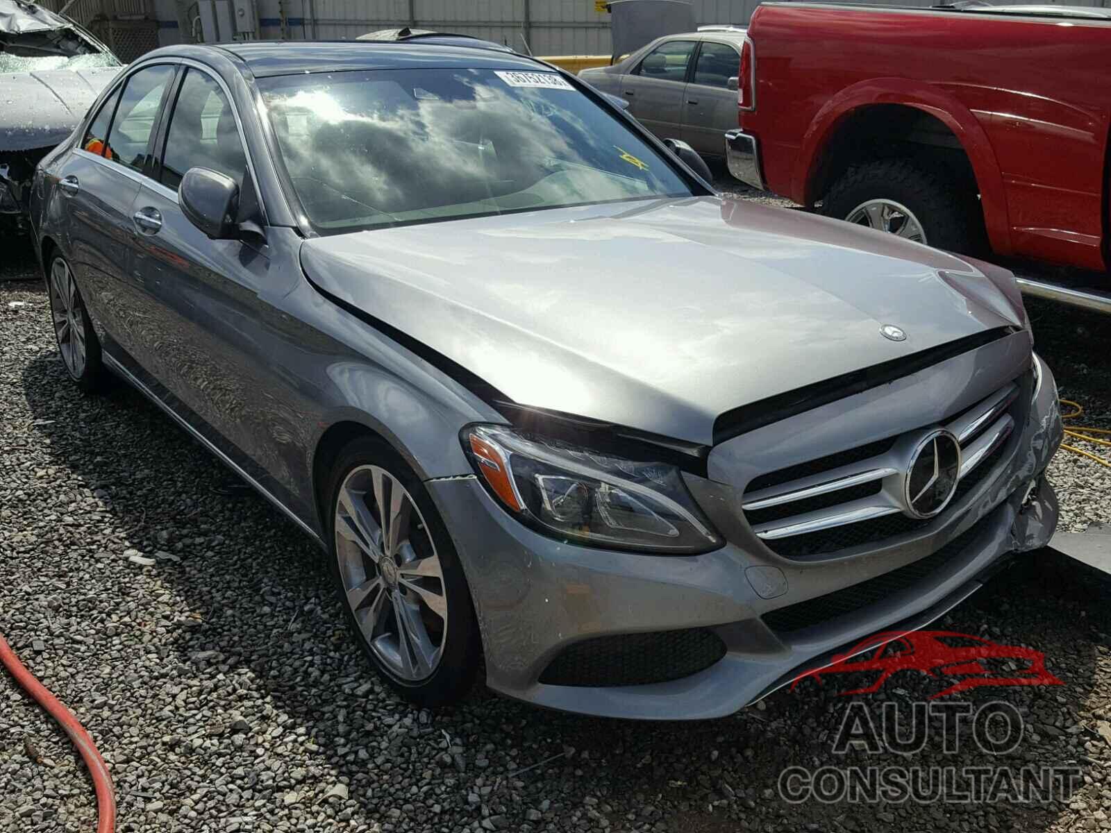 MERCEDES-BENZ C300 2016 - 55SWF4JB7GU107119