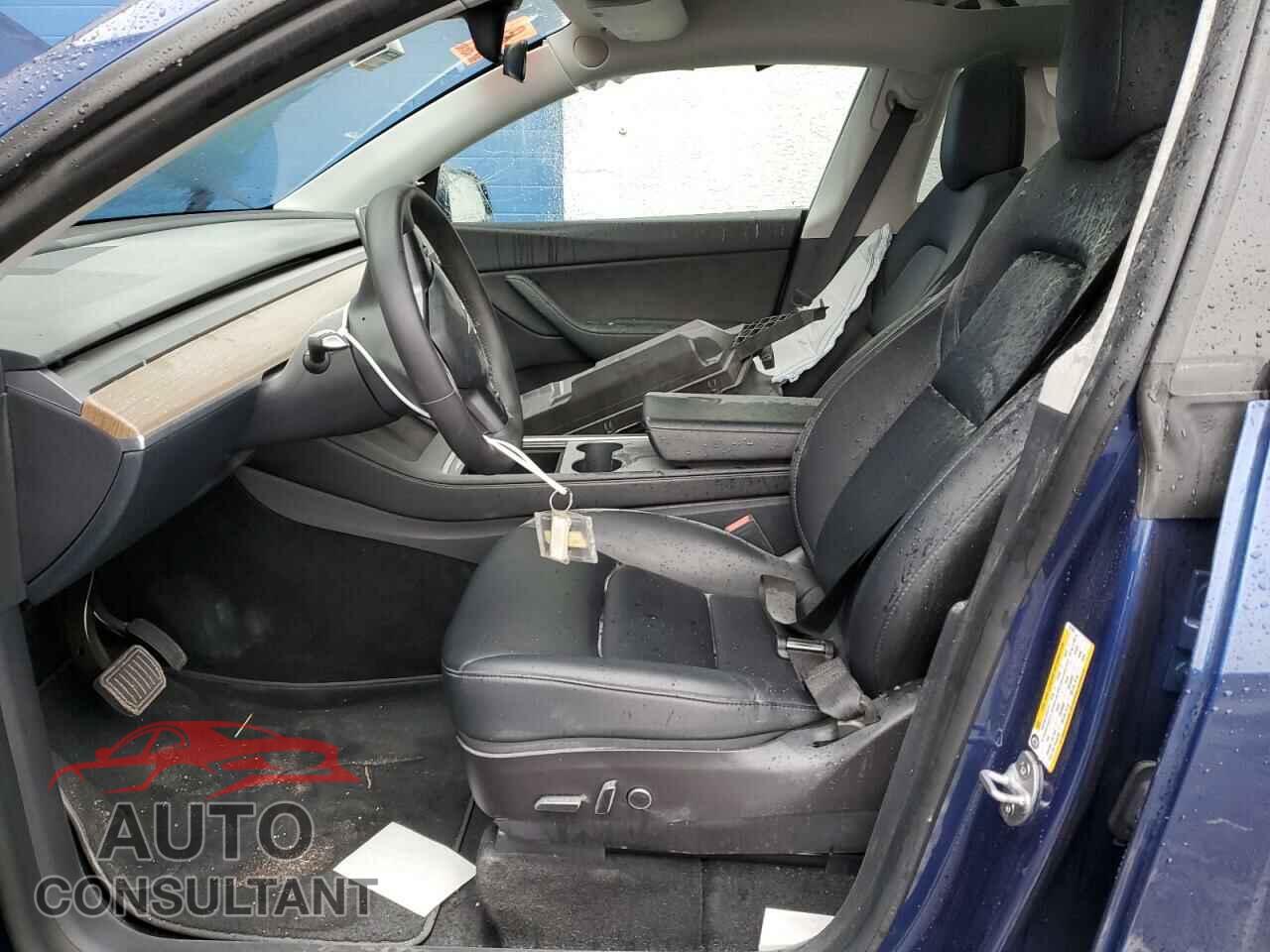 TESLA MODEL Y 2022 - 7SAYGDEE2NF481200