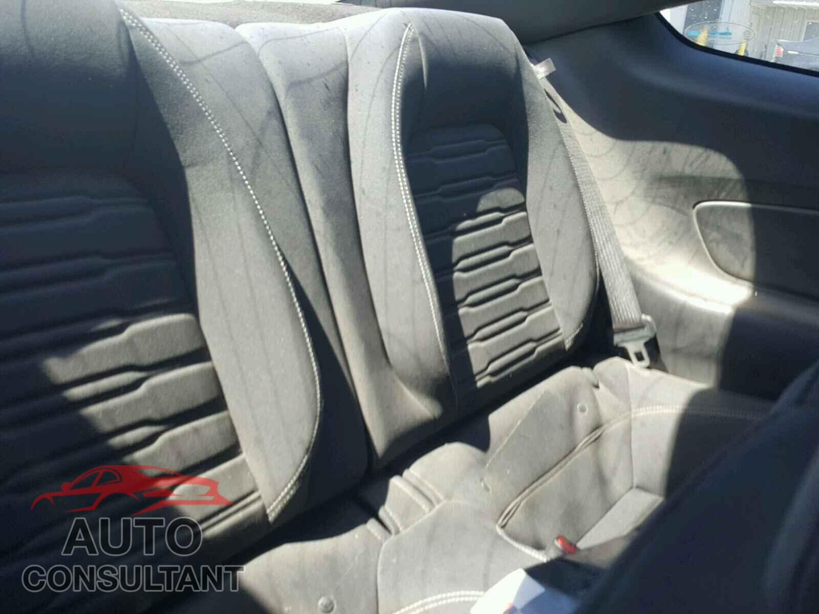 FORD MUSTANG 2015 - 1FA6P8TH2F5363276