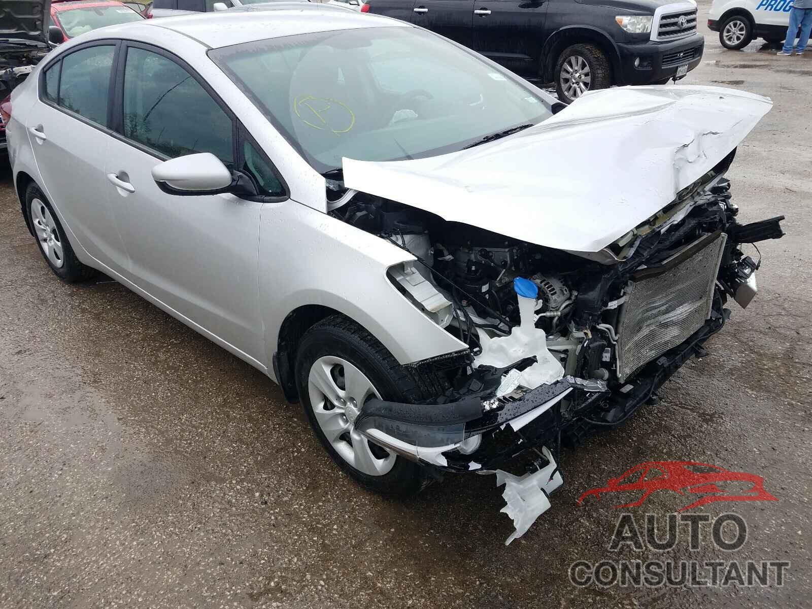 KIA FORTE 2017 - 3KPFK4A76HE047415