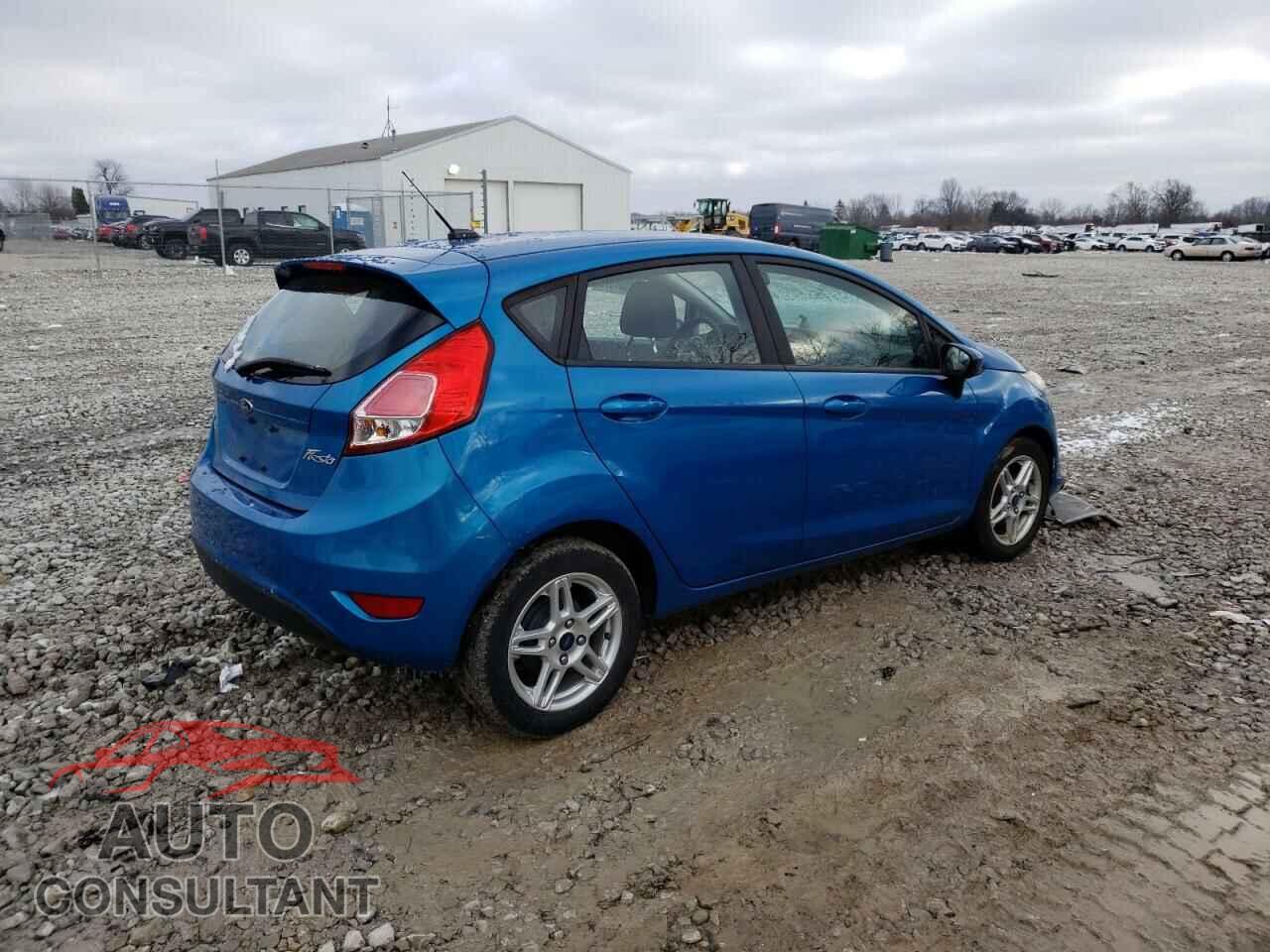 FORD FIESTA 2017 - 3FADP4EJ8HM136087