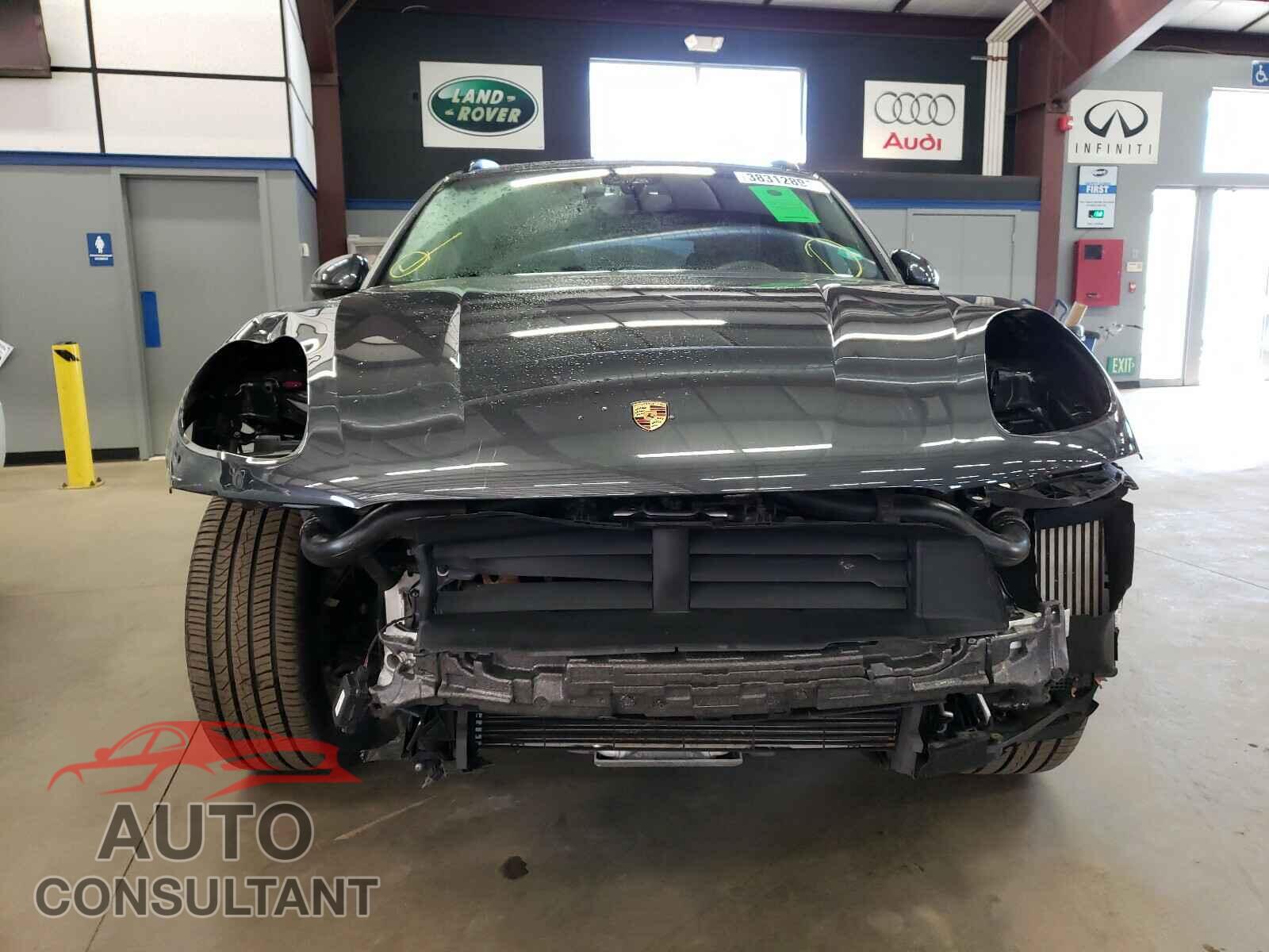 PORSCHE MACAN 2017 - WP1AB2A55HLB14041
