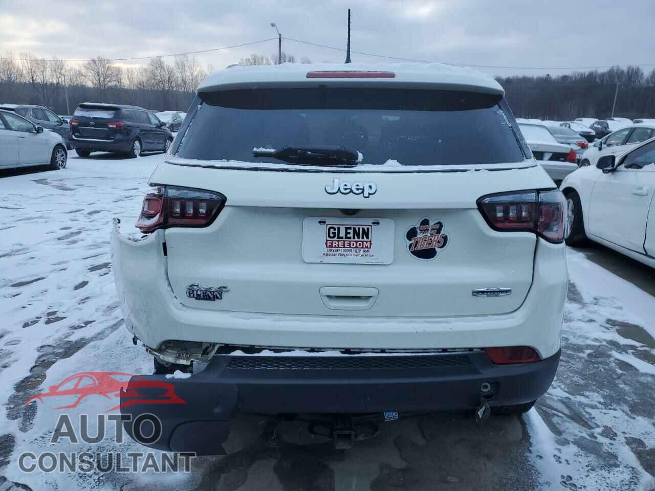 JEEP COMPASS 2019 - 3C4NJDBB2KT678540