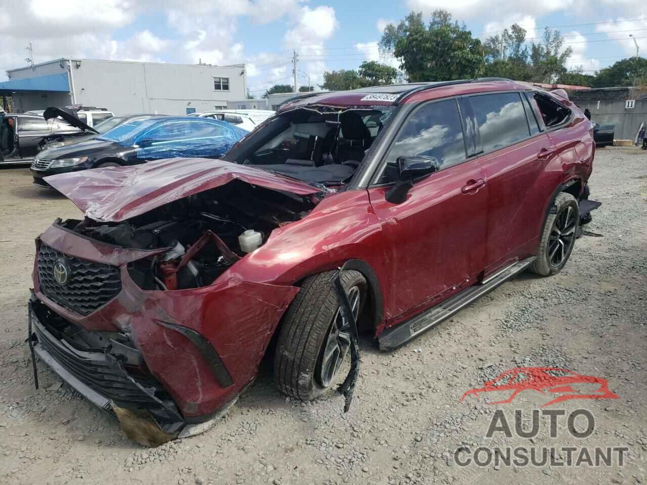 TOYOTA HIGHLANDER 2022 - 5TDLZRAH8NS097321