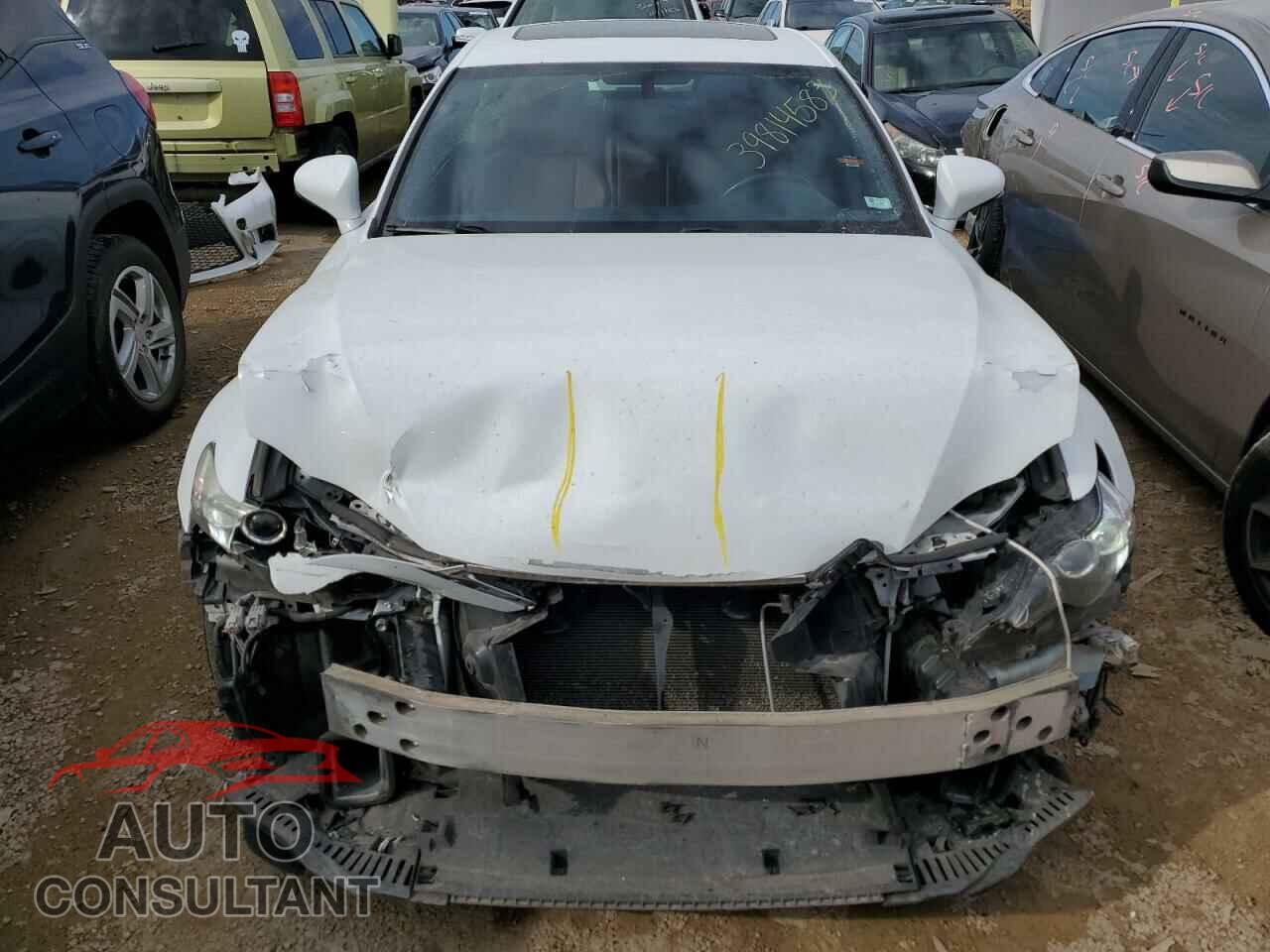 LEXUS IS 2014 - JTHBF1D24E5016722