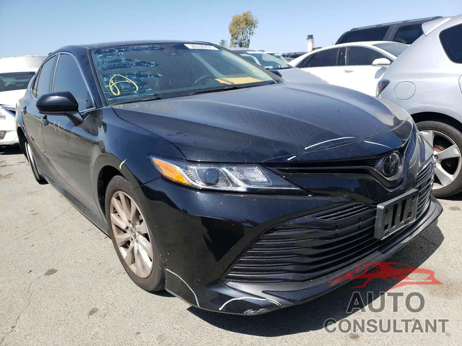 TOYOTA CAMRY 2018 - JTNB11HK5J3050423