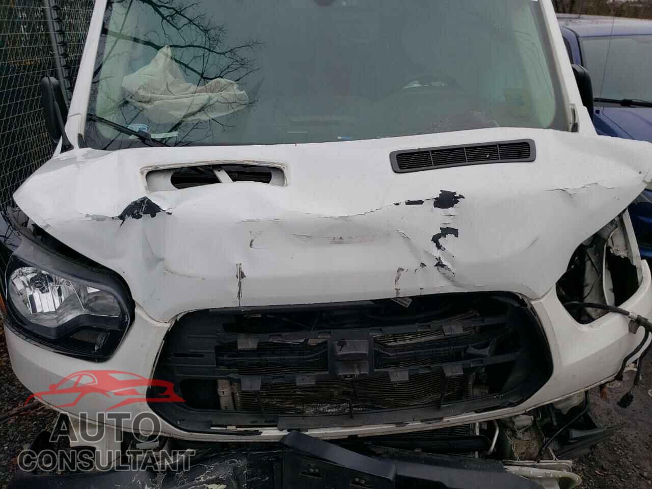 FORD TRANSIT 2019 - 1FTYR2CM9KKA01318
