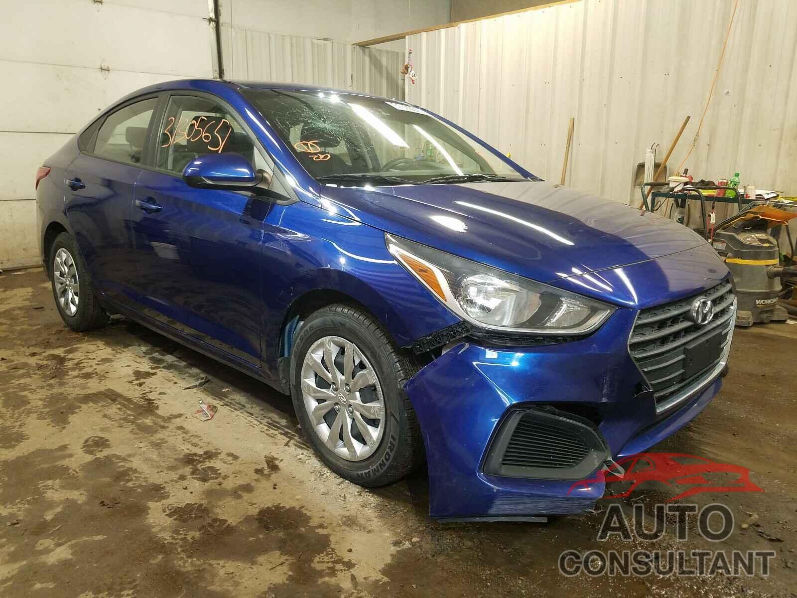 HYUNDAI ACCENT 2018 - 3KPC24A32JE015003