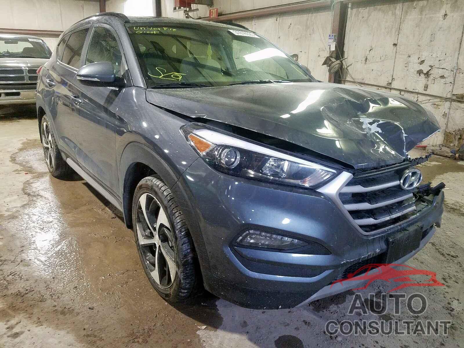 HYUNDAI TUCSON 2018 - KM8J33A28JU801018