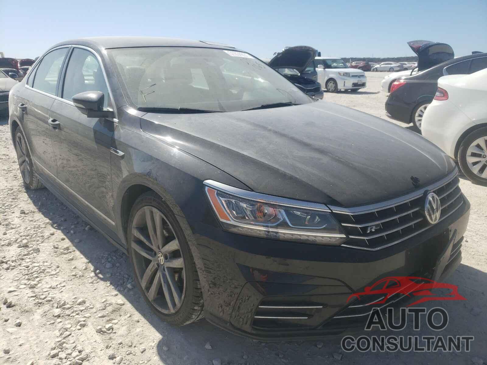 VOLKSWAGEN PASSAT 2017 - 1VWDT7A31HC079065