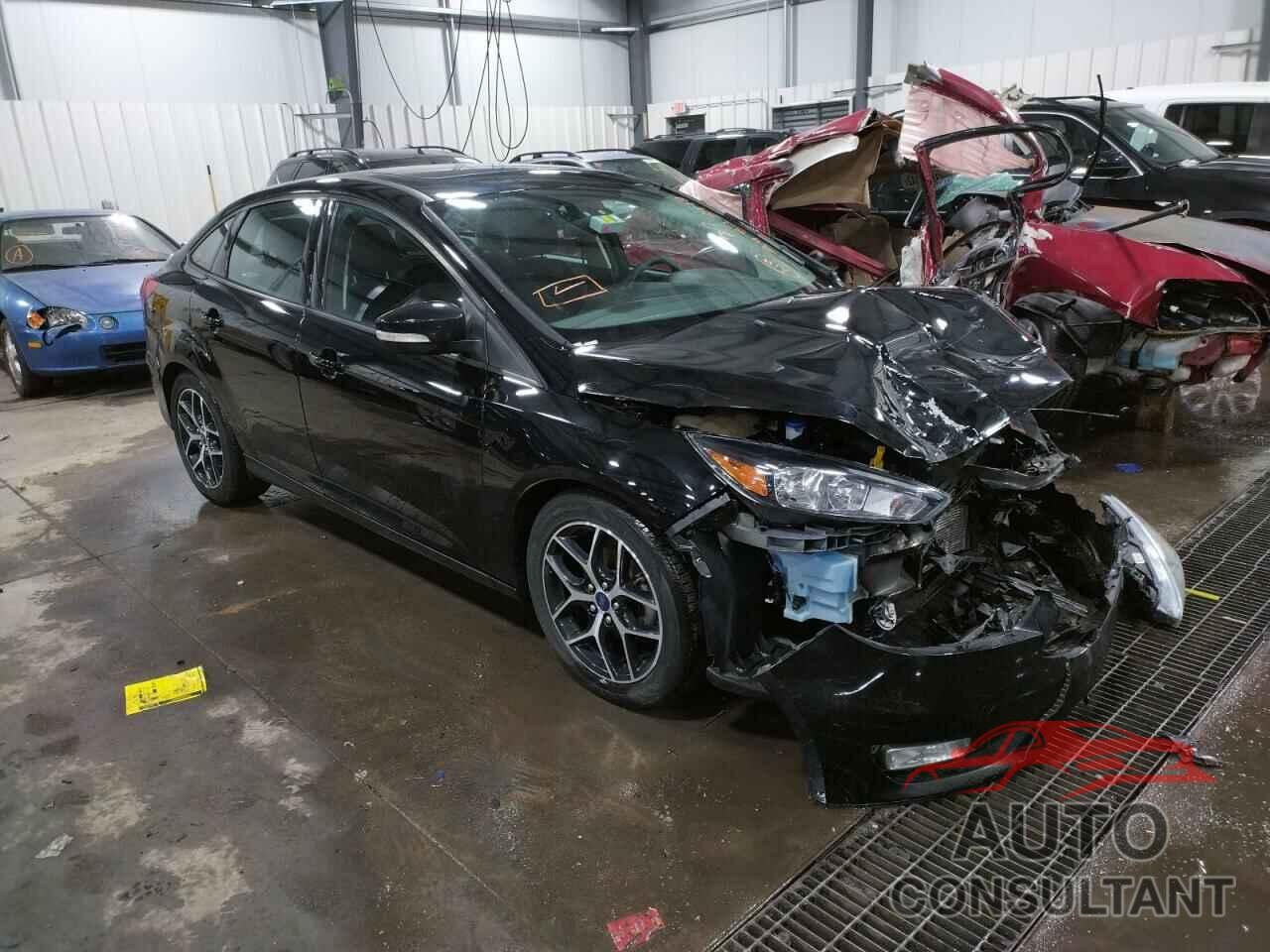 FORD FOCUS 2018 - 1FADP3H27JL300631