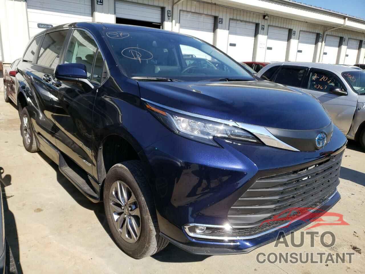 TOYOTA SIENNA 2021 - 5TDYRKEC6MS036768