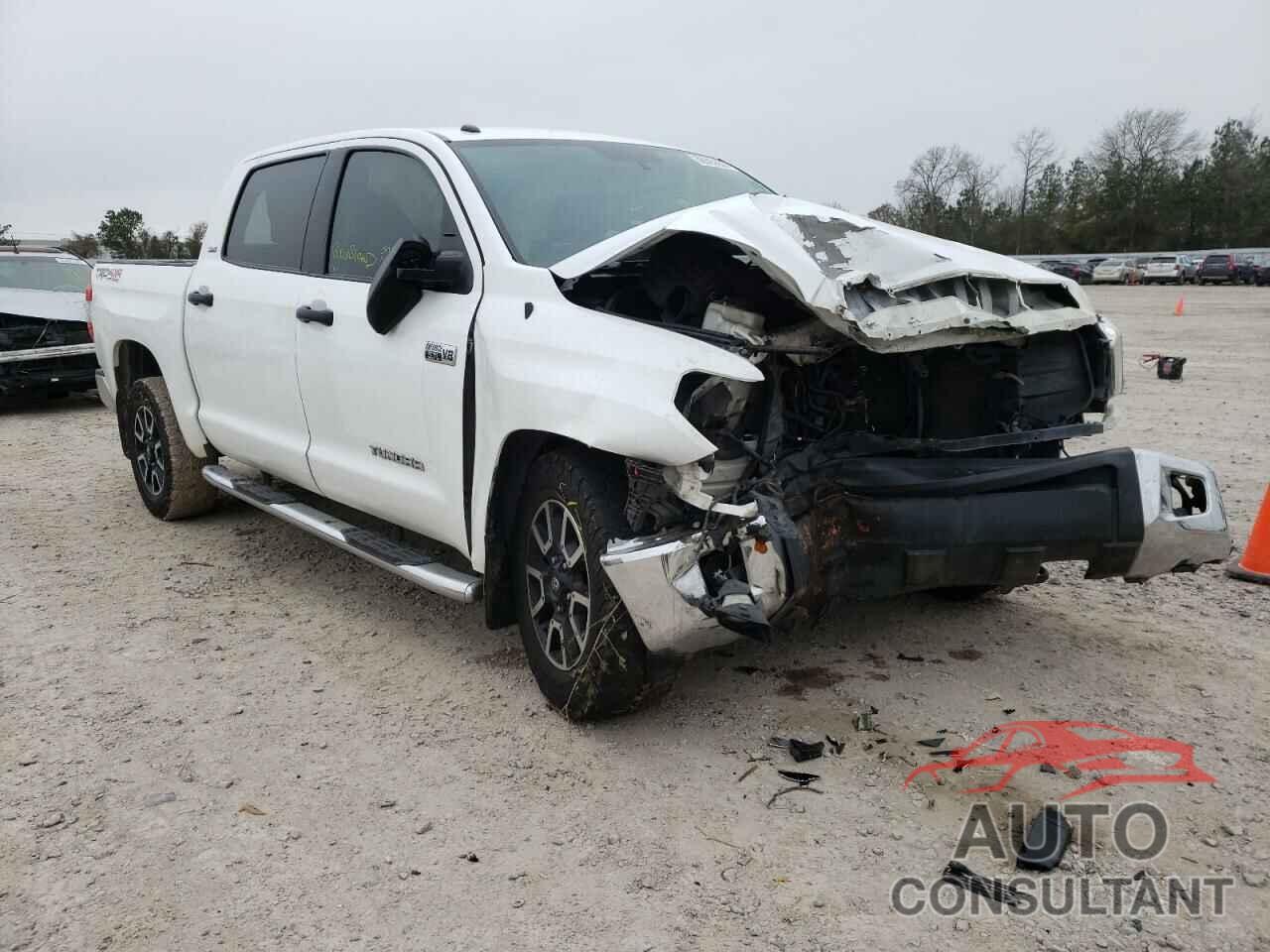 TOYOTA TUNDRA 2016 - 5TFDW5F10GX523842