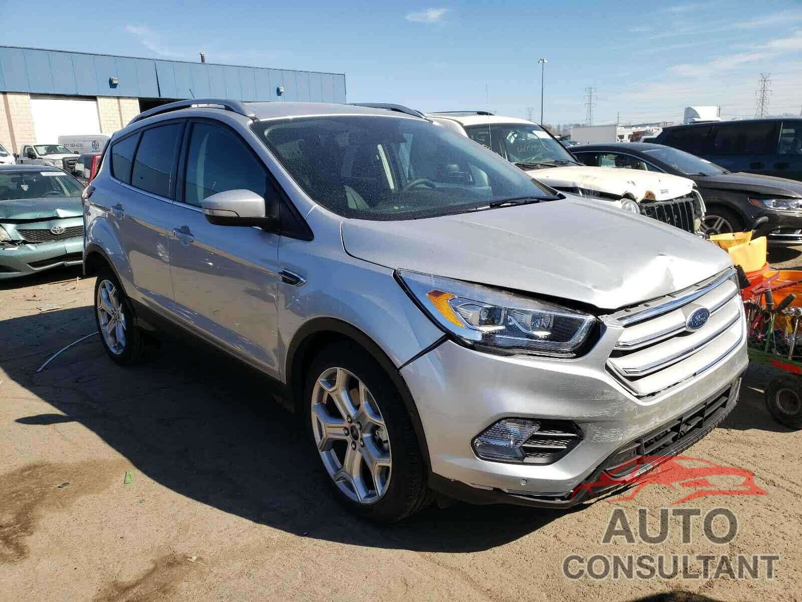 FORD ESCAPE 2019 - 1FMCU0J95KUC37427