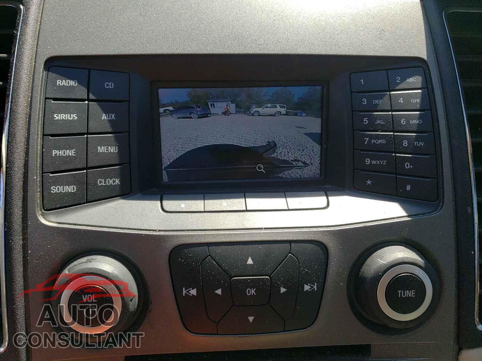 FORD TAURUS 2018 - 1FAHP2D85JG134687