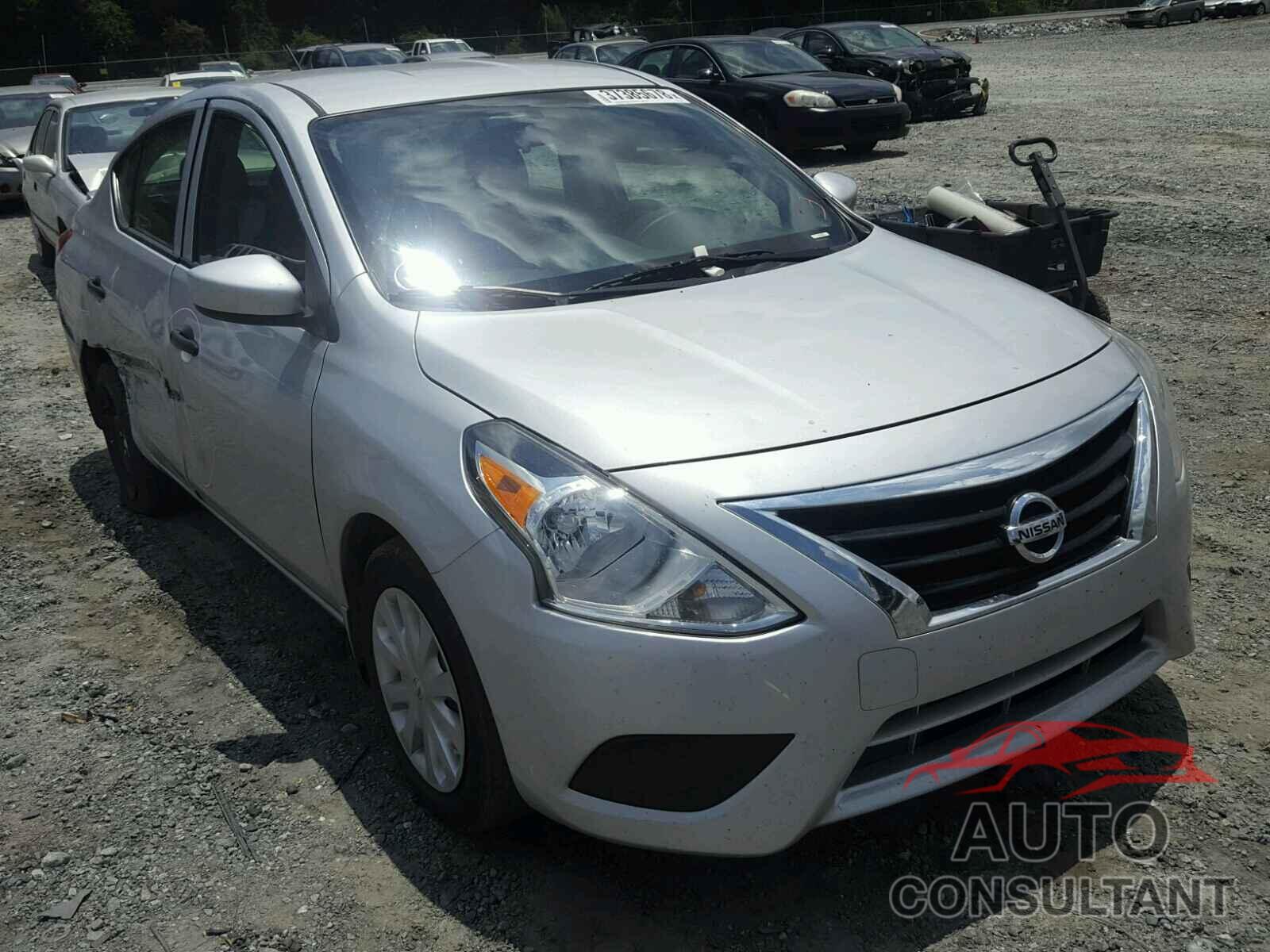 NISSAN VERSA 2017 - 3N1CN7APXHL810563