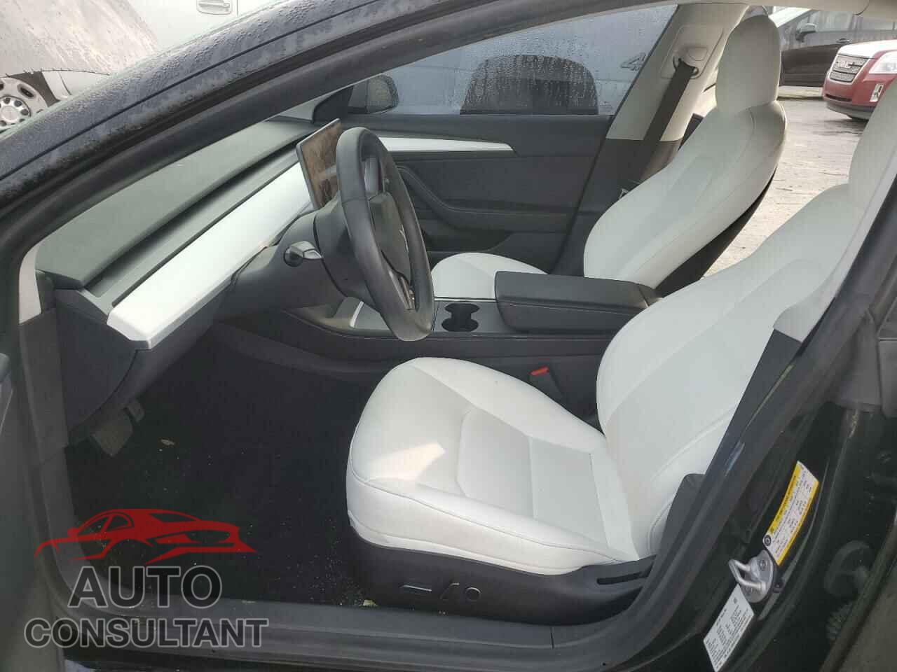 TESLA MODEL 3 2021 - 5YJ3E1EB5MF975342