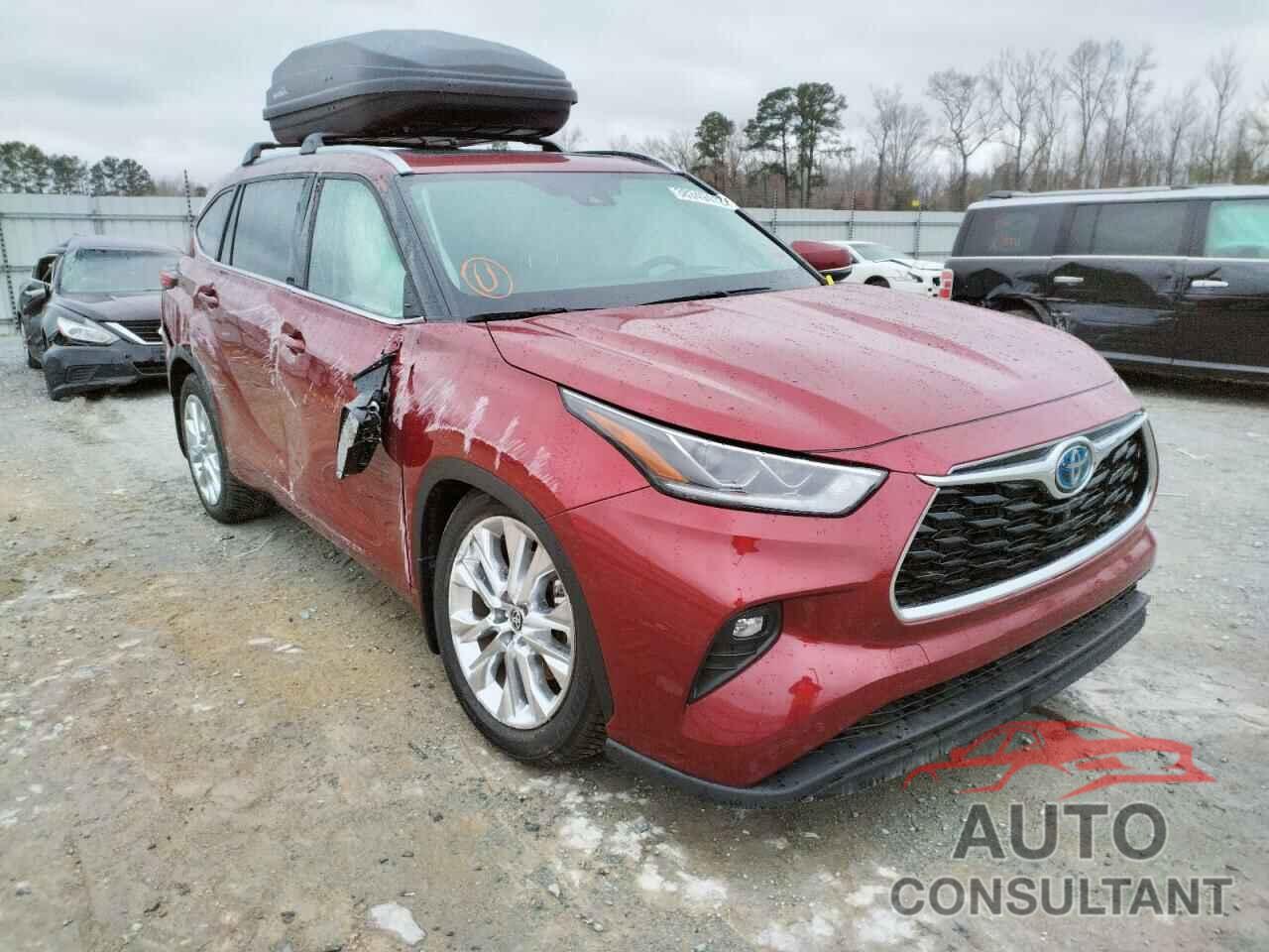 TOYOTA HIGHLANDER 2021 - 5TDYARAHXMS009400