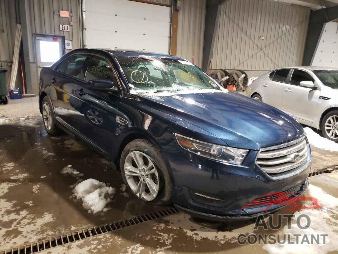 FORD TAURUS 2017 - 1FAHP2H82HG112487