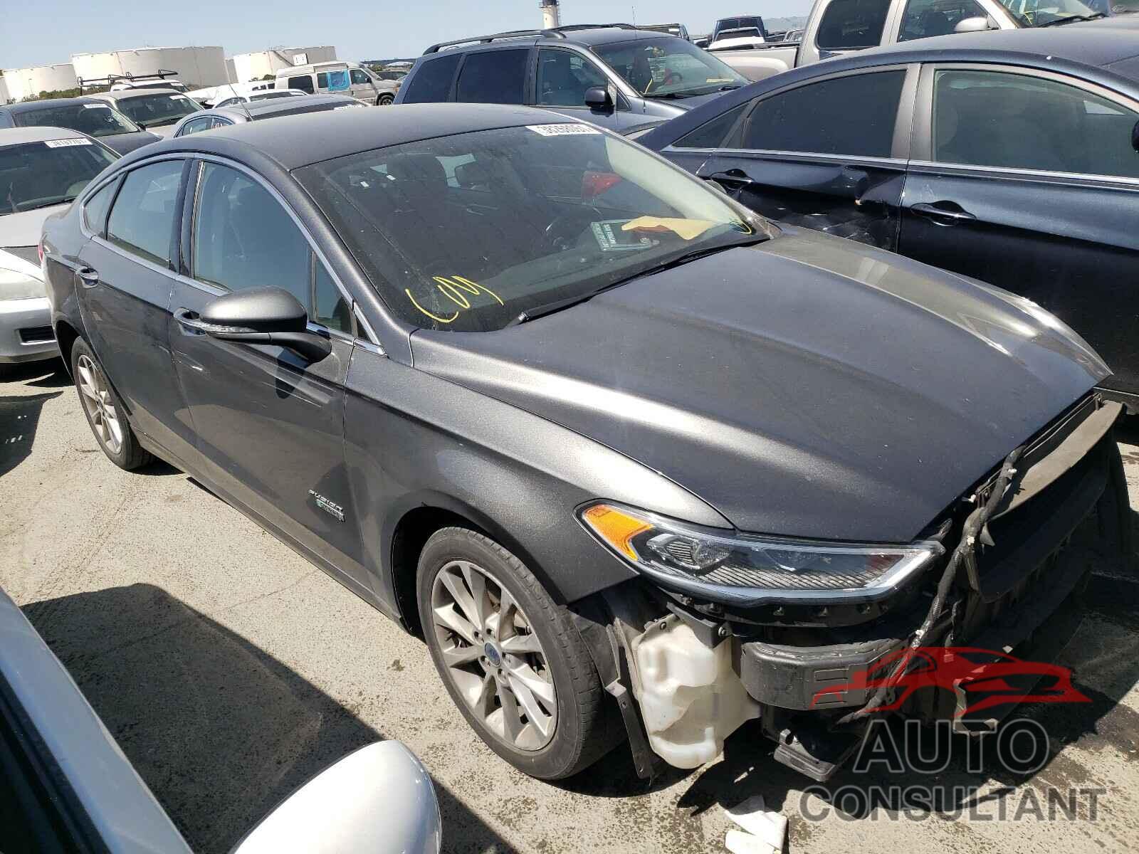 FORD FUSION 2018 - 3FA6P0PU7JR218717