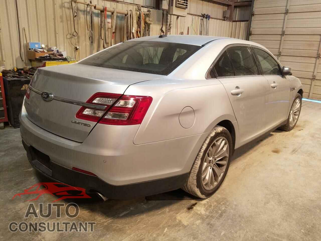 FORD TAURUS 2017 - 1FAHP2F86HG113113