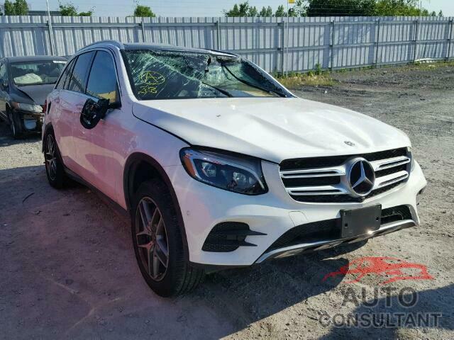 MERCEDES-BENZ GLC300 2017 - WDC0G4KB7HV007876