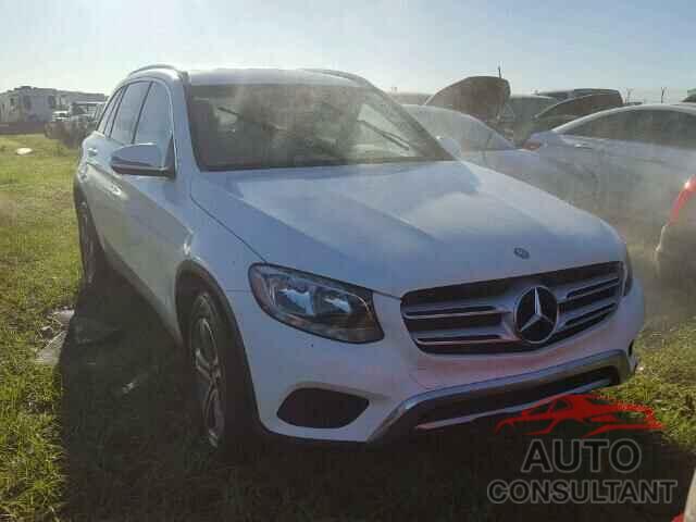 MERCEDES-BENZ GLC 300 2016 - WDC0G4JB1GF106235