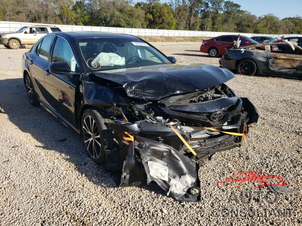 TOYOTA CAMRY 2018 - 4T1B11HK2JU617665