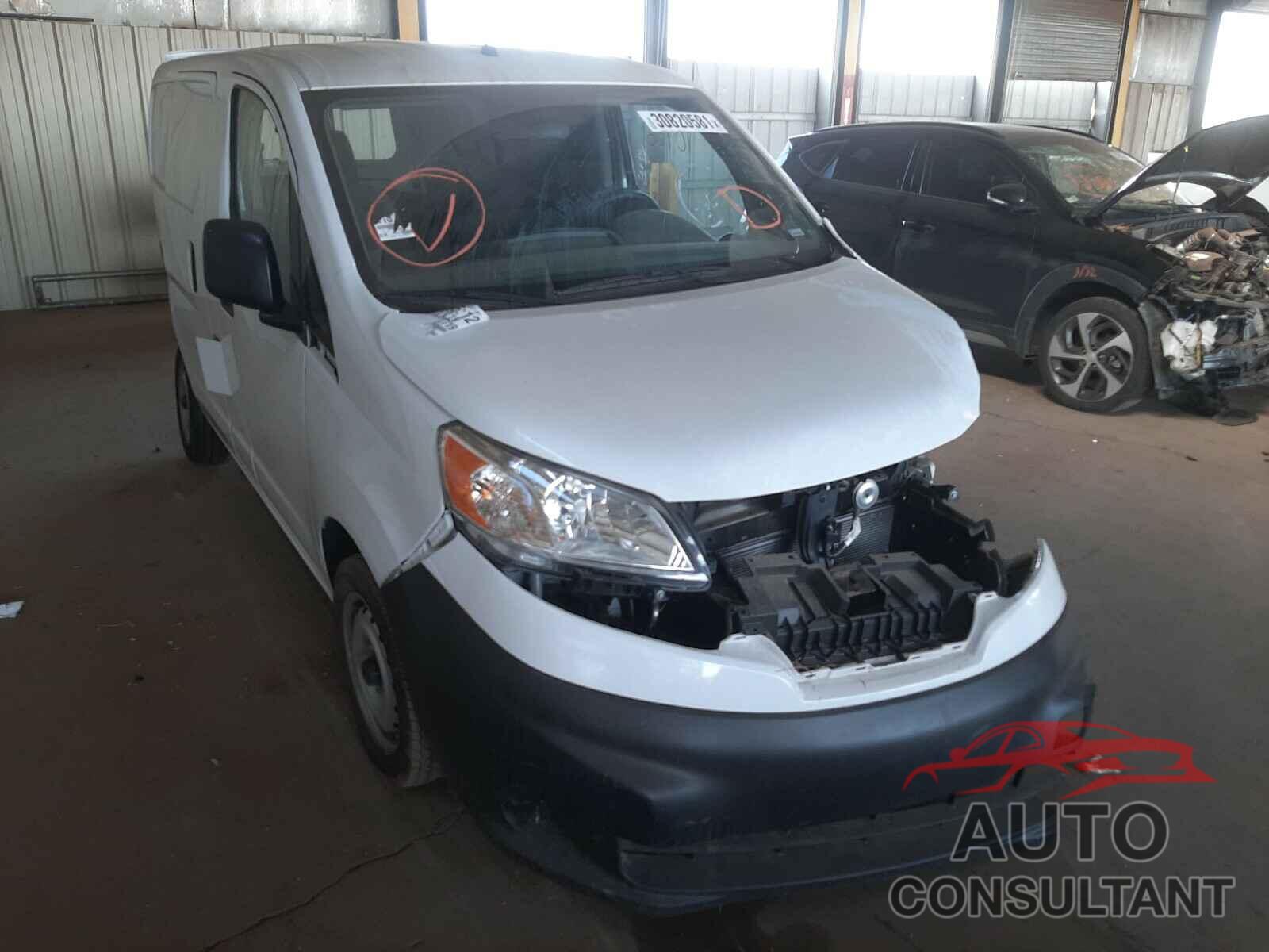 NISSAN NV 2019 - 3N6CM0KN3KK702056