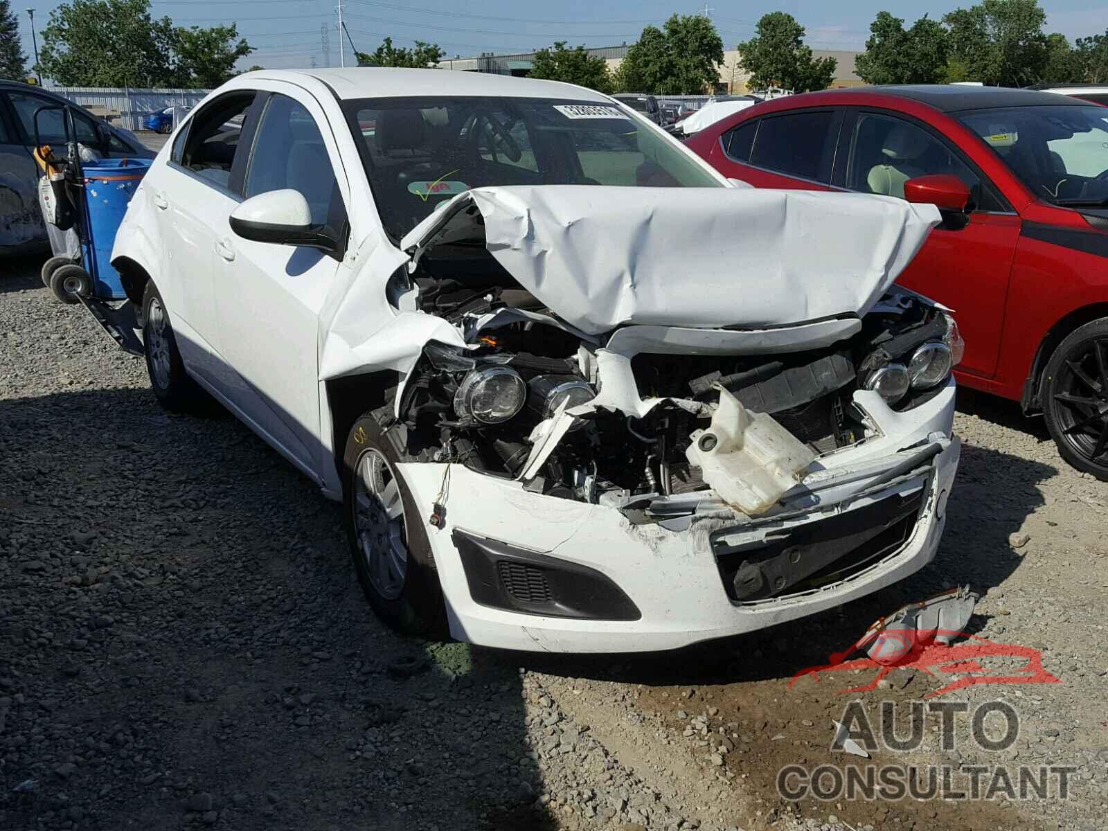 CHEVROLET SONIC 2016 - 1G1JC5SG3G4141773