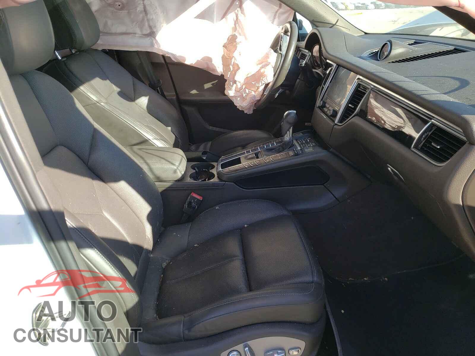 PORSCHE MACAN 2017 - WP1AA2A54HLB02613