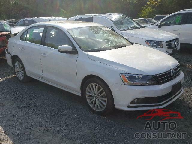 VOLKSWAGEN JETTA 2015 - 3VWD17AJ9FM350678